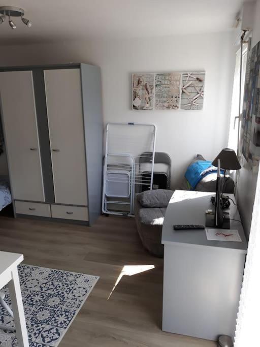 Studio Au Coeur Des Minimes A La Rochelle ラ・ロシェル エクステリア 写真